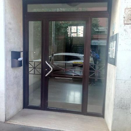 Casa Blaserna Nel Cuore Dello Shopping A Marconi E Trastevere Roma Dış mekan fotoğraf